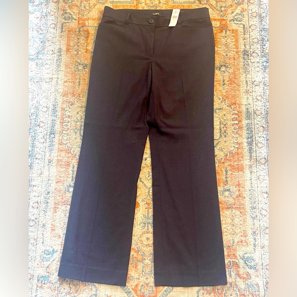 NWT Loft Women's navy patterned Pants